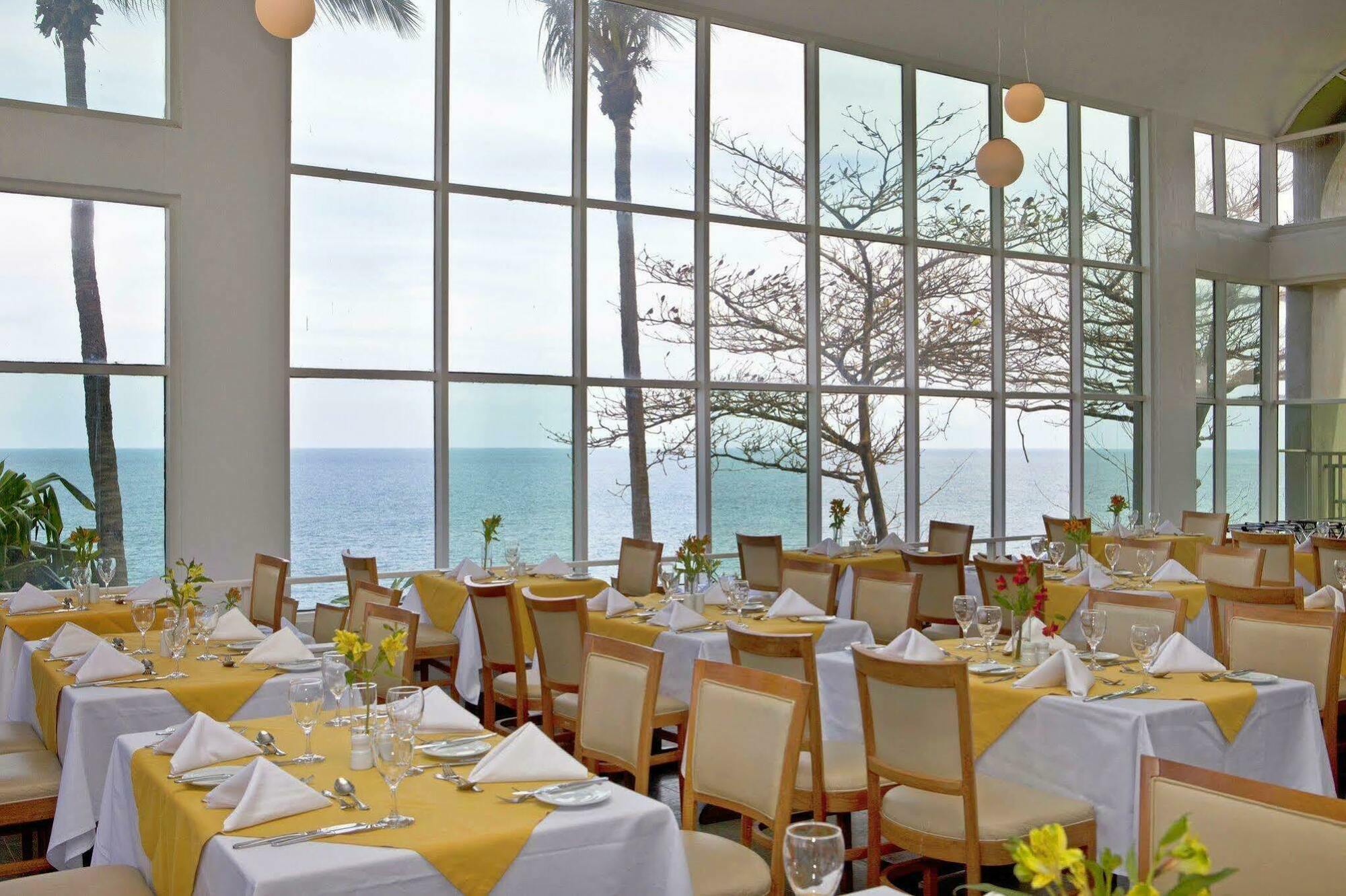 Bahia Othon Palace Salvador de Bahía Restaurante foto
